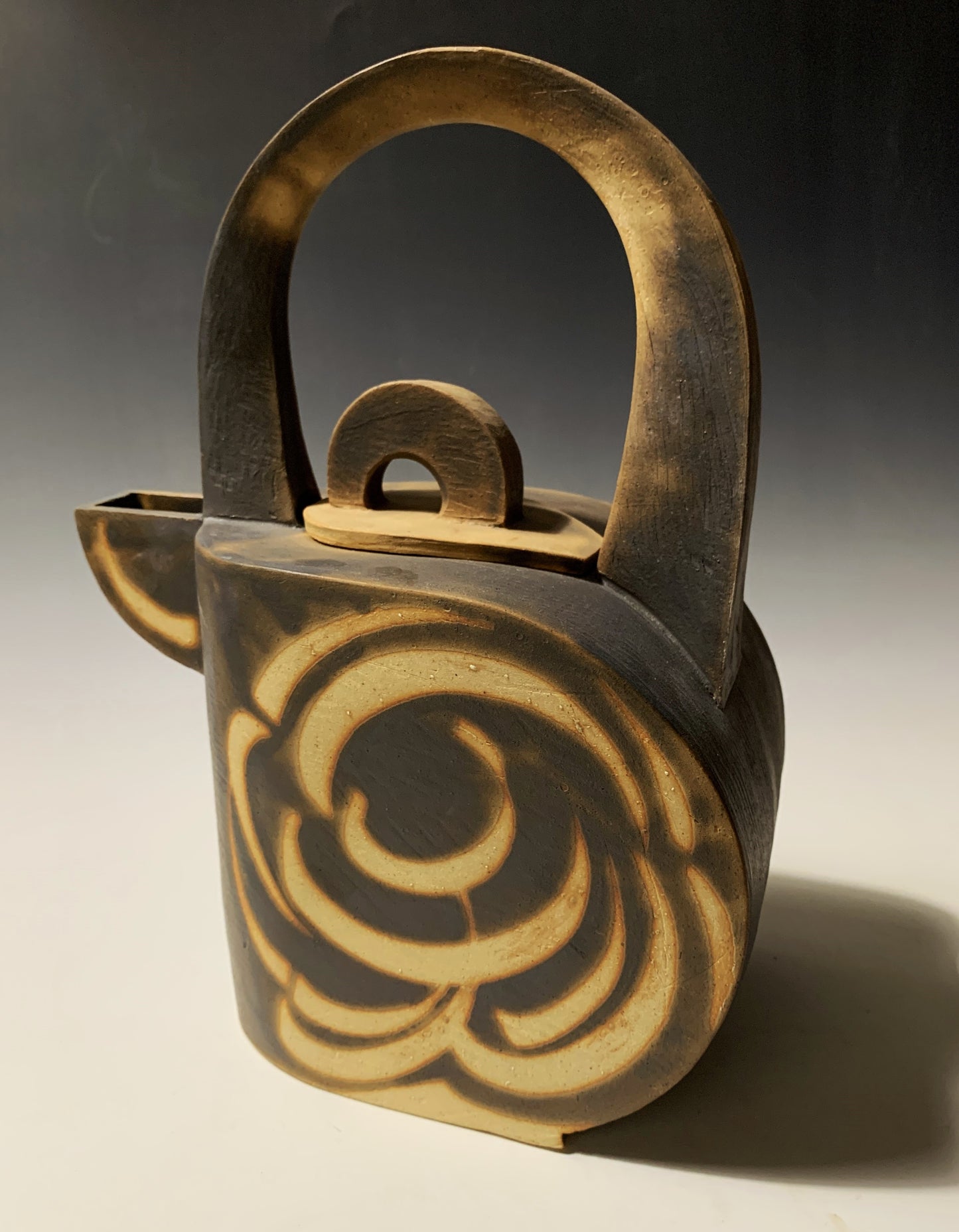 David Dahlstedt, Smokey Shadows Teapot