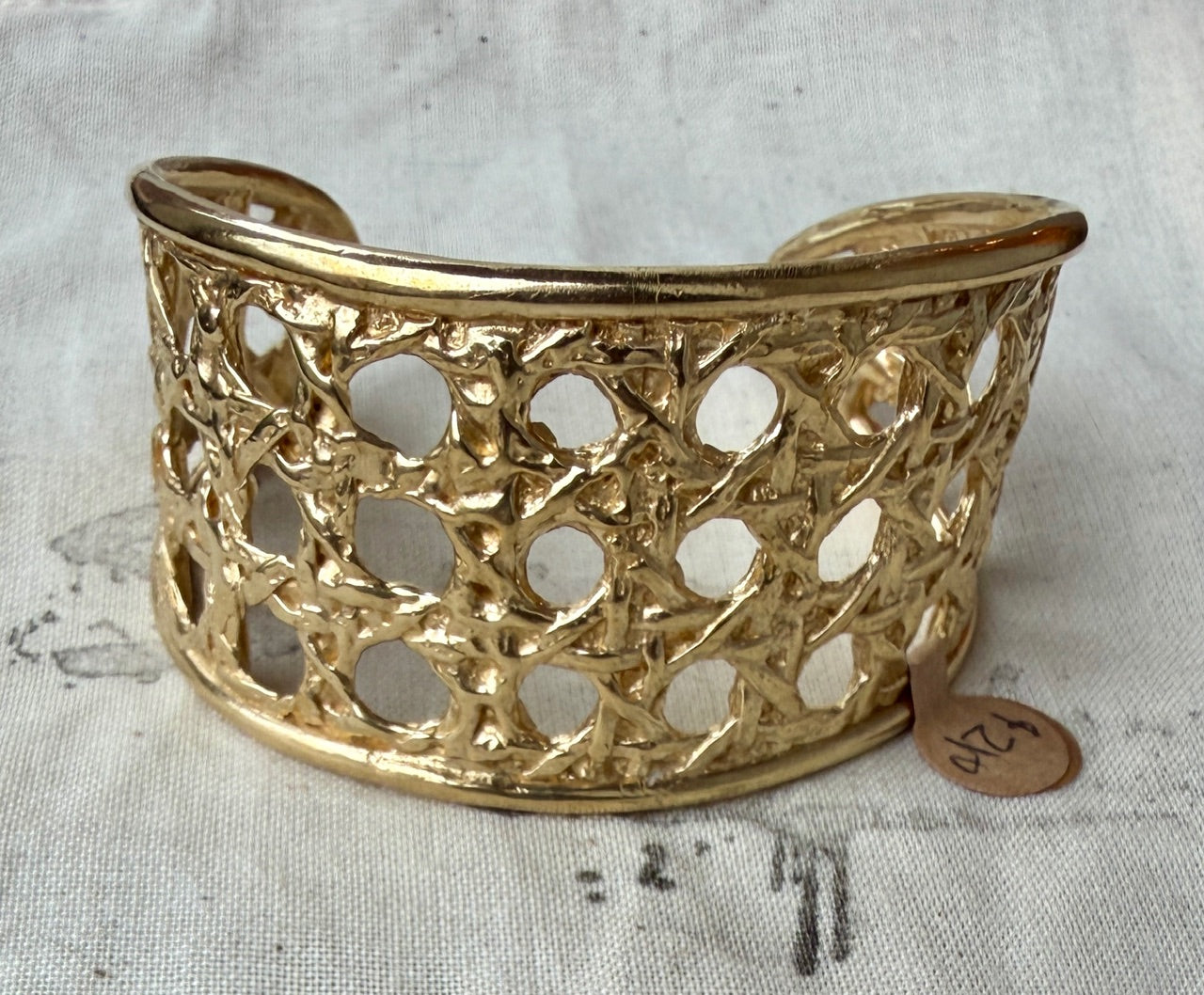 Saint Claude, Jewelry
