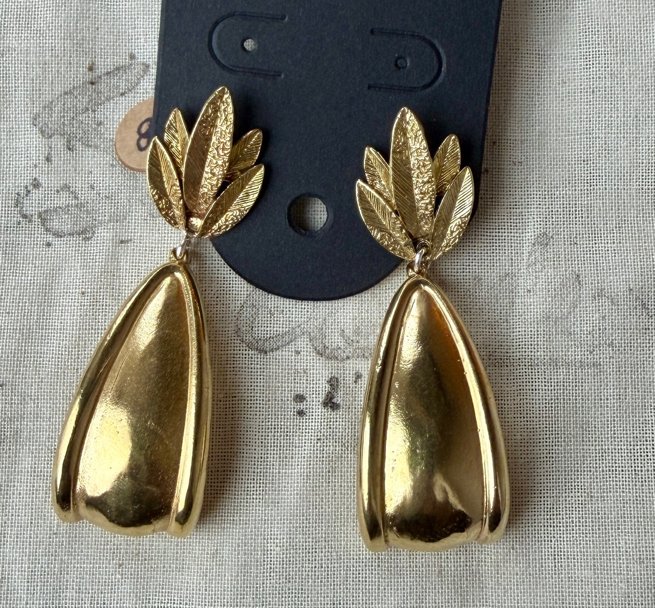 Saint Claude, Jewelry