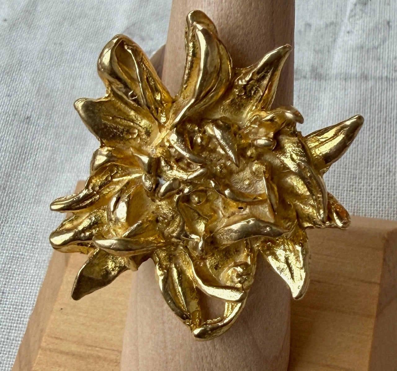 Saint Claude, Jewelry
