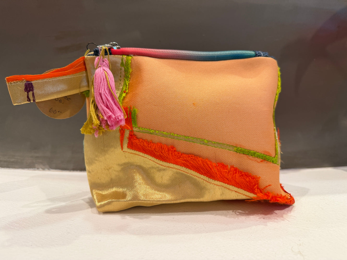 Karen Gadbois, Pyramid zipper pouch