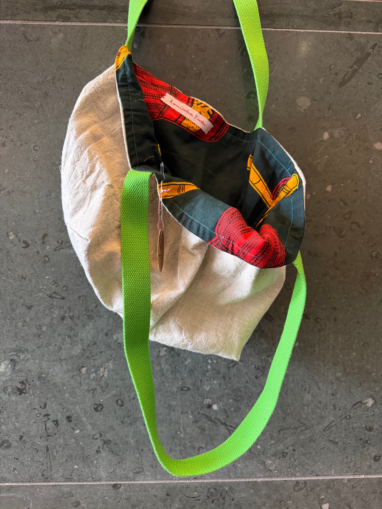 Karen Gadbois, Totes
