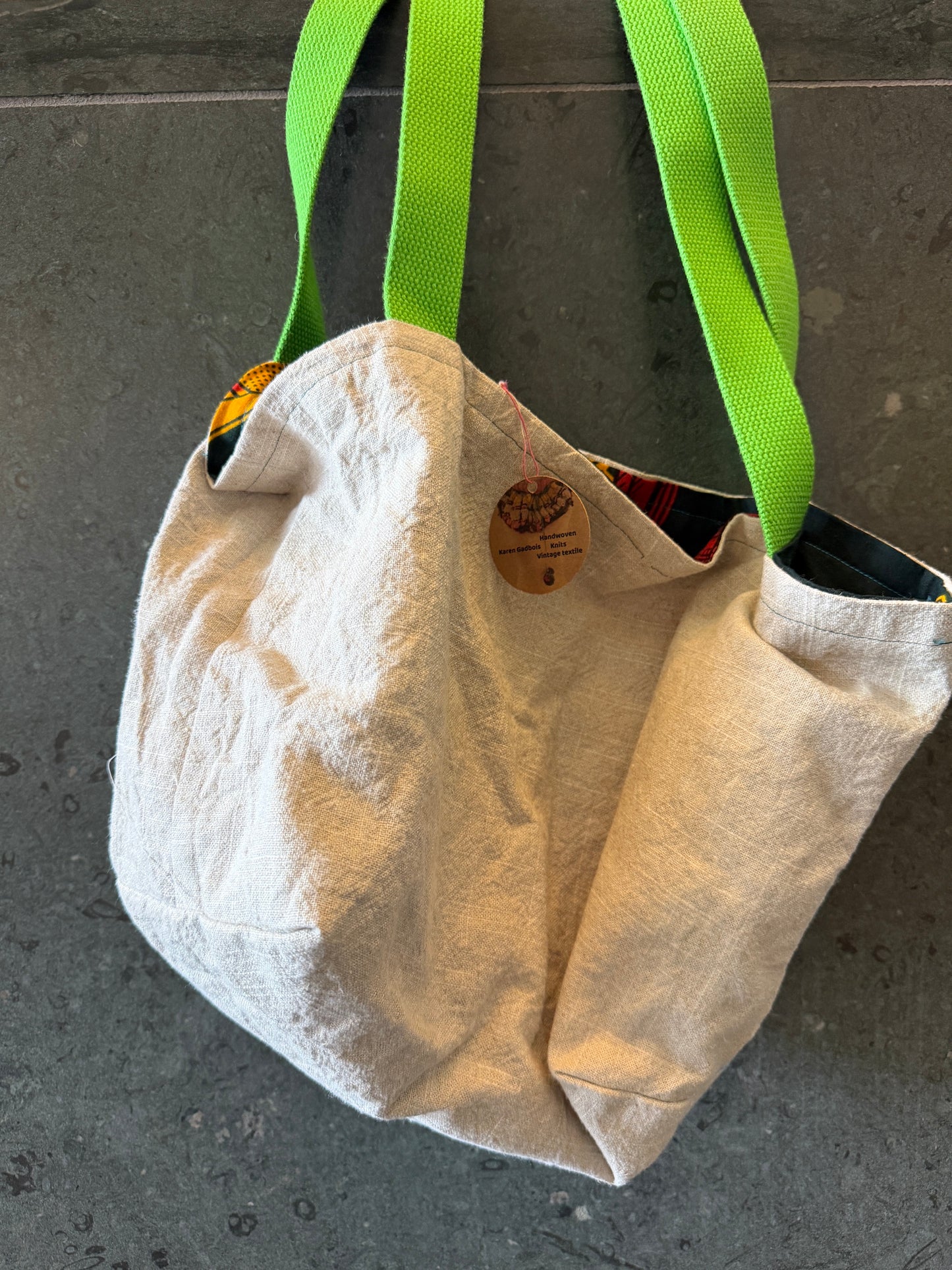 Karen Gadbois, Totes