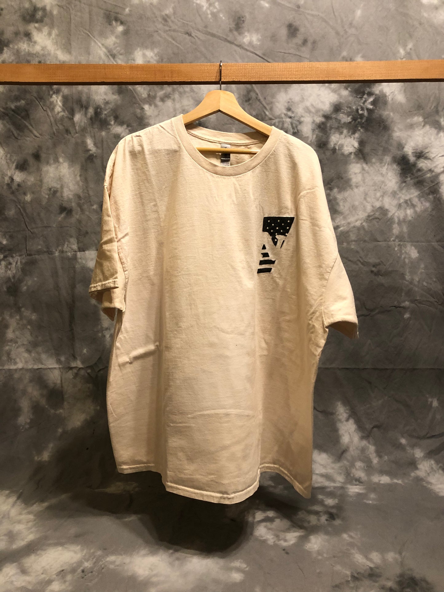 Giani Jones, T-Shirts, Totes & Postcards
