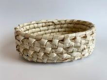 Load image into Gallery viewer, Janie Verrett Luster Natural Flat Basket

